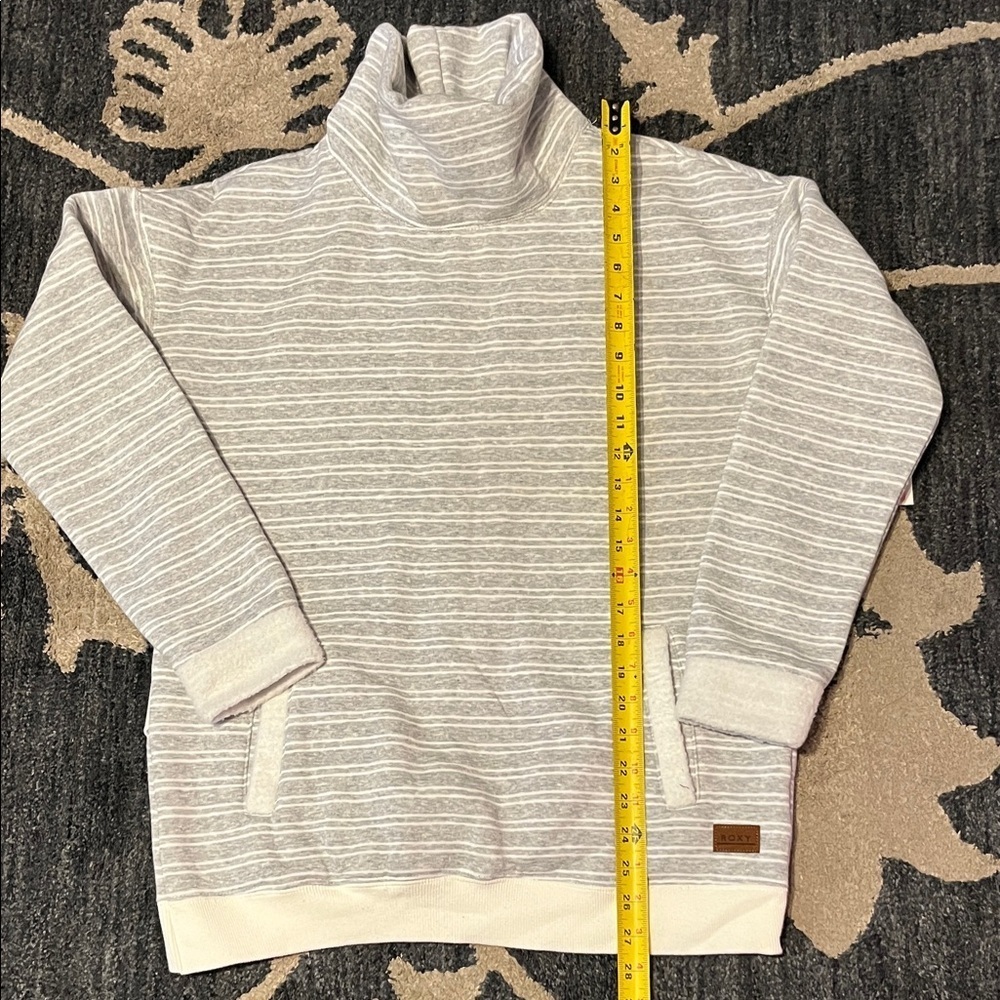 Roxy Light Gray Turtleneck Sweater - Picture 5 of 12